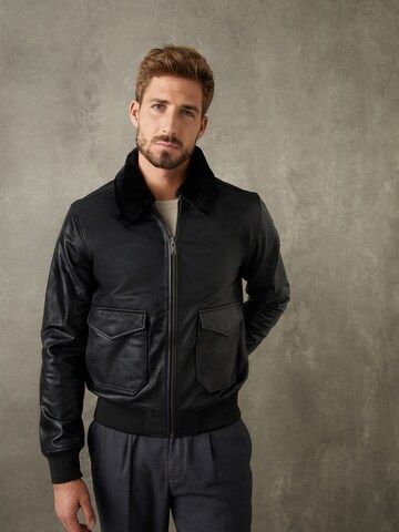 ABOUT YOU x Kevin Trapp Between-Season Jacket 'Arvid' in Black: front