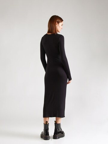 Monki Платье в Черный