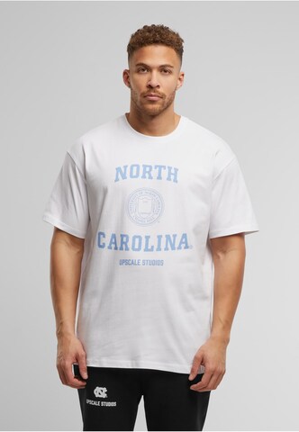 T-Shirt MT Upscale en blanc : devant