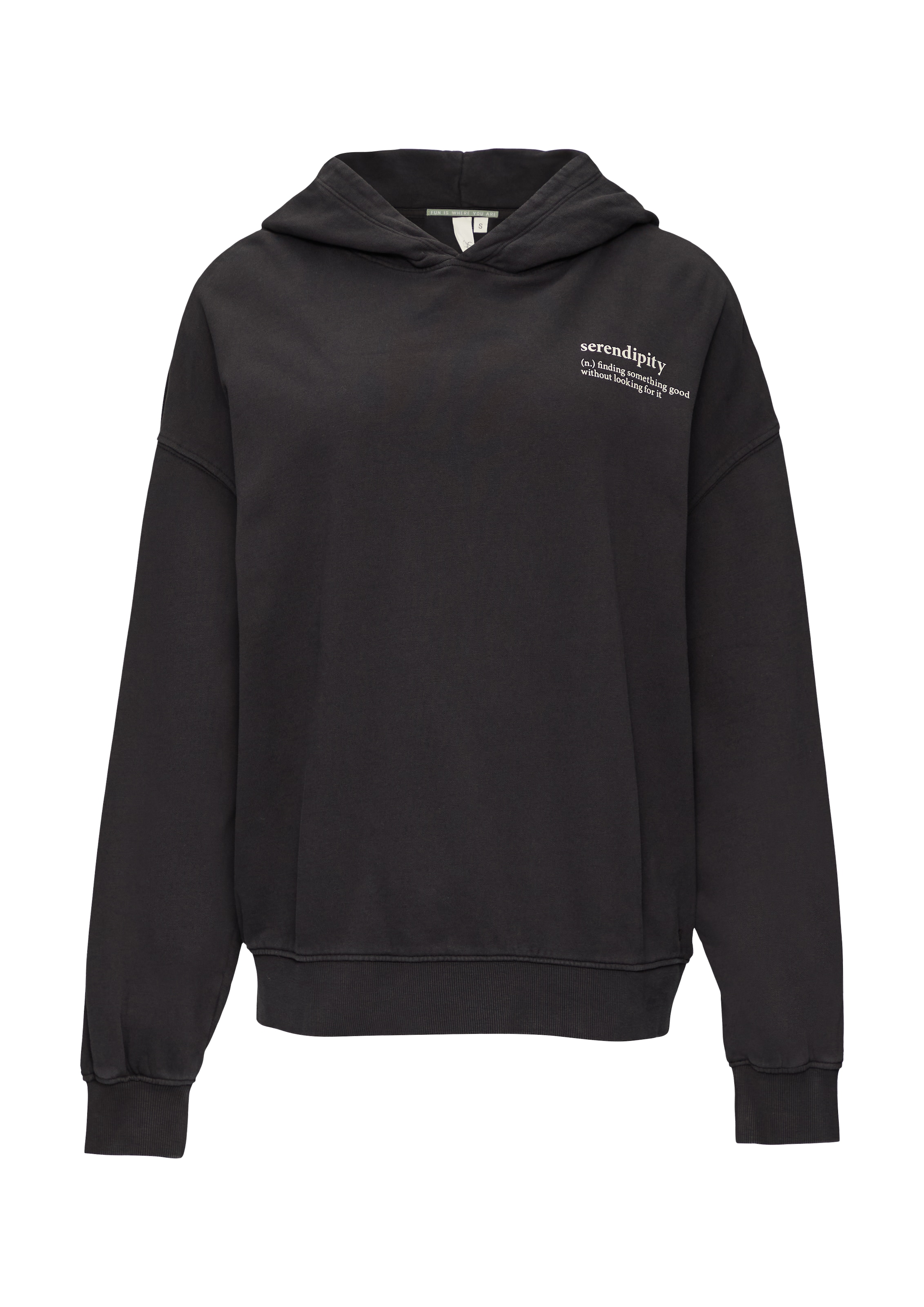 QS Sweatshirt in Zwart: voorkant