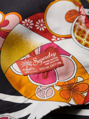 Superdry & Co Regular fit Ing 'HAWAIIAN RESORT' - fekete