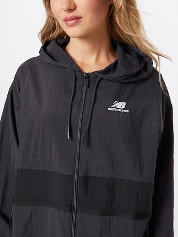 new balance Jacke in Grau