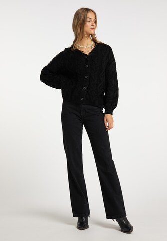 IZIA Oversized Cardigan in Black