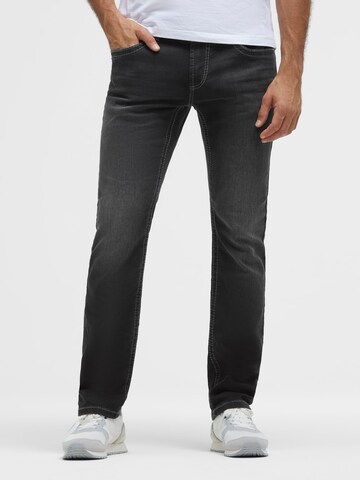 CAMP DAVID Regular Jeans in Black: front
