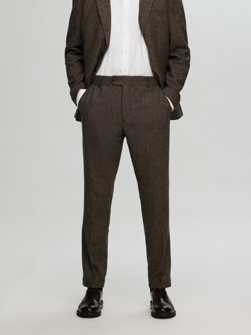 SELECTED HOMME Slimfit Bukser med fals i brun: forside