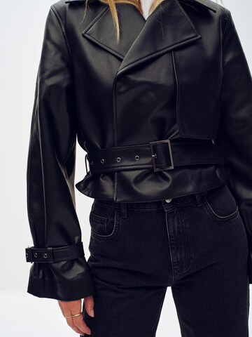 ABOUT YOU x Toni Garrn Between-Season Jacket 'Leyla' in Black