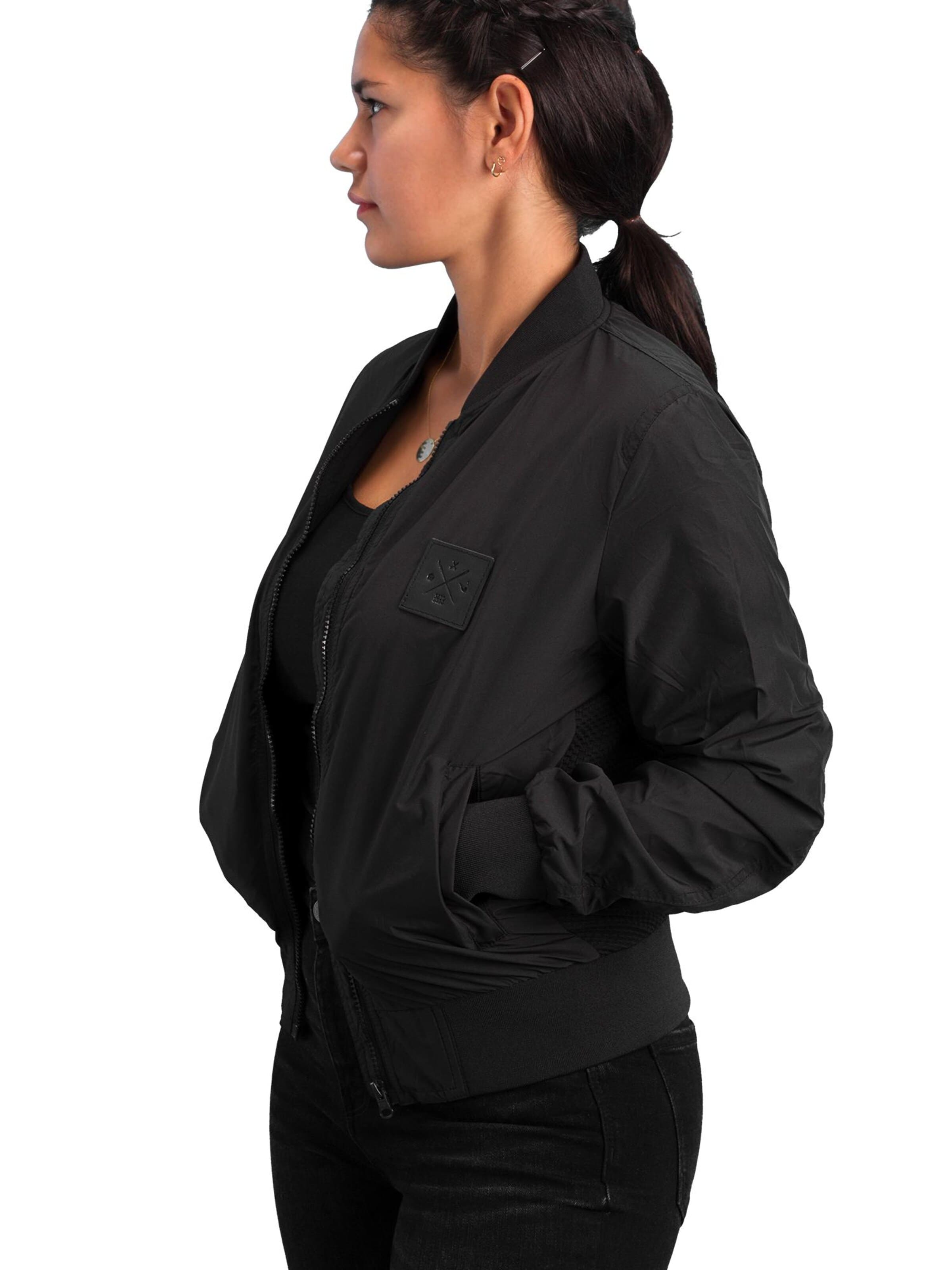 Manufaktur13 Between-Season Jacket in Black
