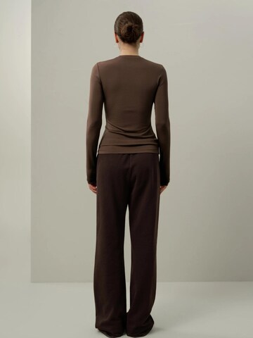 Lilysilk - Camiseta 'Seide Breeze Jersey Sensibles Top' en marrón