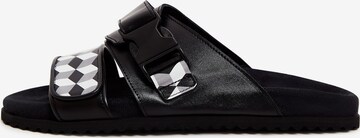 CESARE GASPARI Mules 'Mules' in Black: front