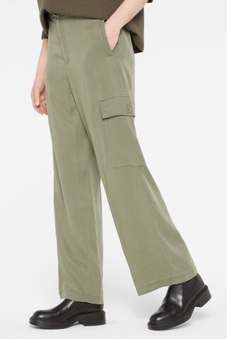 SENSES.THE LABEL Regular Cargo Pants in Green: front