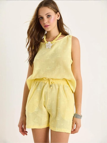 Bianco Lucci Broekpak in Geel