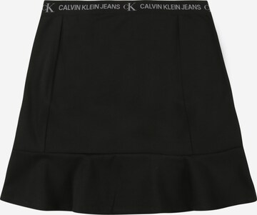 Calvin Klein Jeans تنورة بلون أسود