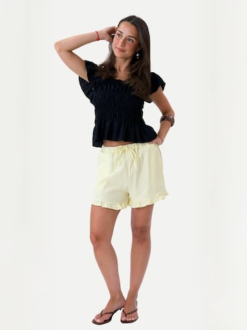regular Pantaloni ' Ambra ' di ITS MAY in giallo