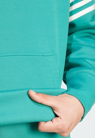 ADIDAS ORIGINALS Sweatshirt 'Neuclassics' in Green