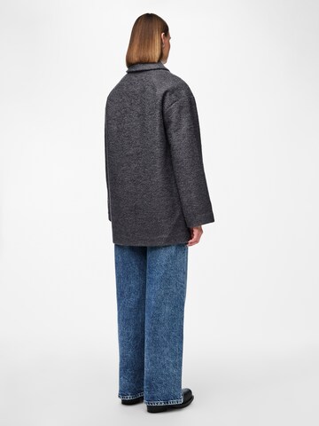 Manteau mi-saison 'PCJENNY' PIECES en gris