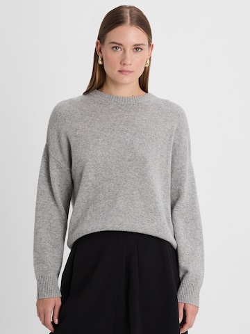 Guido Maria Kretschmer Women Πουλόβερ 'Fiona' σε γκρι: μπροστά