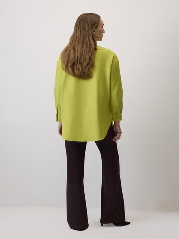 Touche Prive Shirt in Green