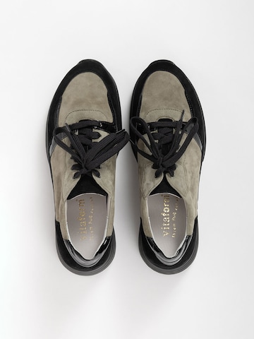 VITAFORM Sneaker in Grün