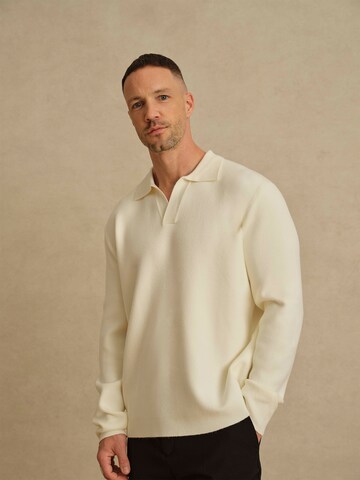 DAN FOX APPAREL Свитер 'Jaron' в Белый: спереди
