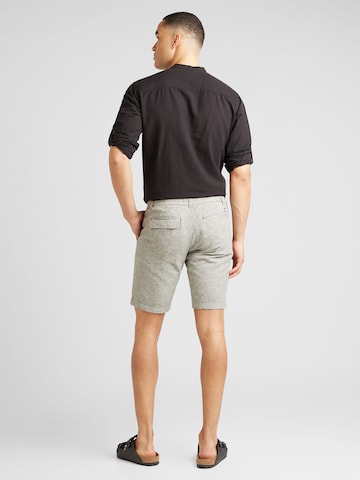 Jack's Regular Shorts in Grün