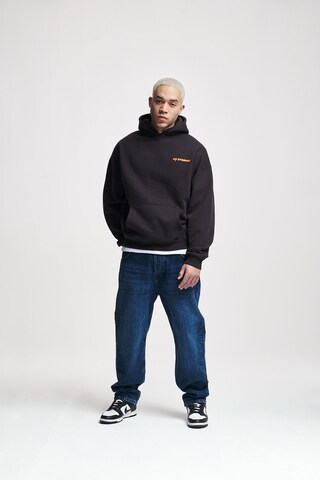 2Y Studios Sweatshirt 'Last For Life' in Zwart