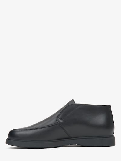 Estro Moccasin '09-4568' in 40 in Black, Item view