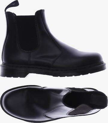 Dr. Martens Stiefel 45 in Schwarz: predná strana