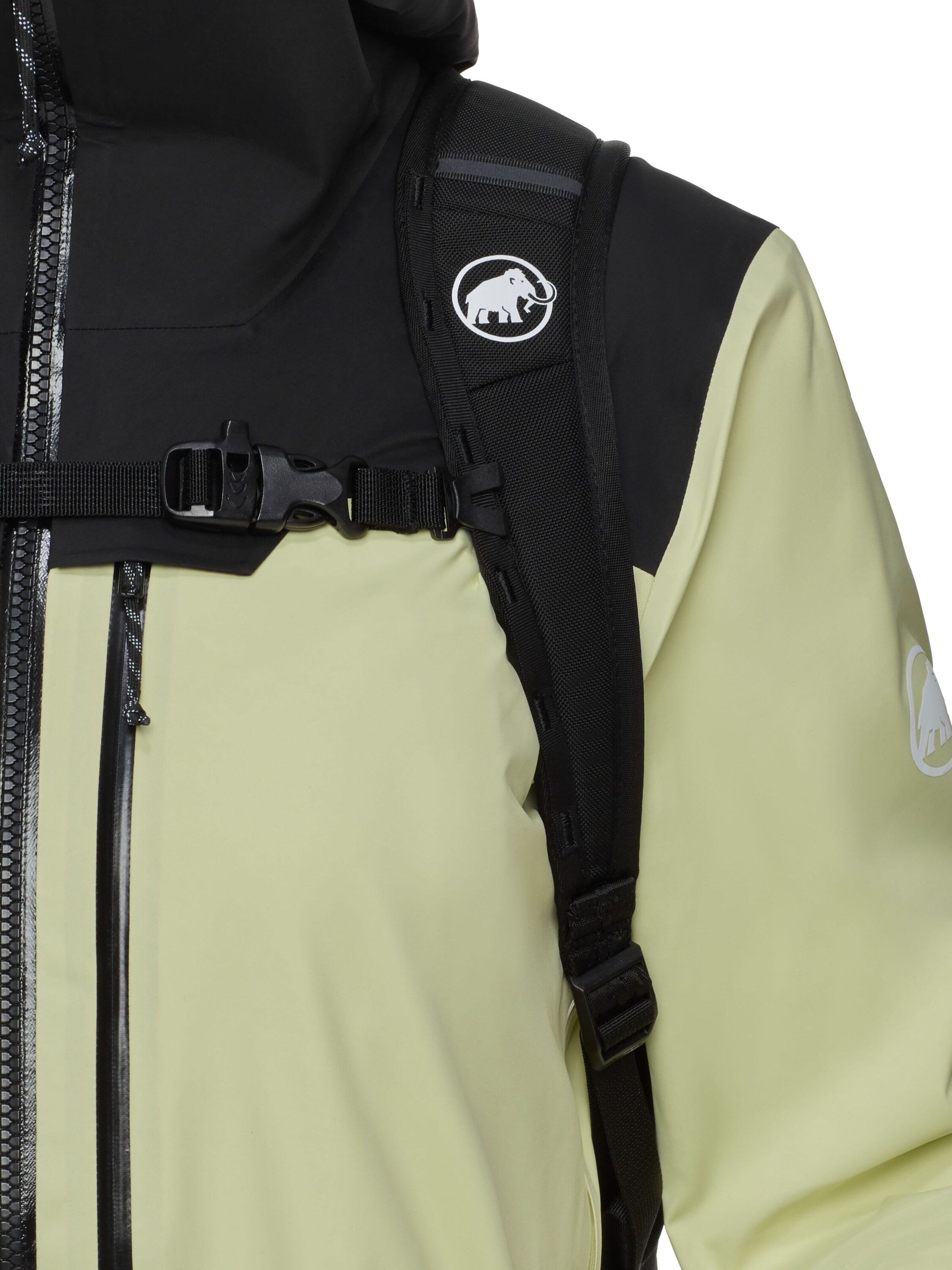 Zaino sportivo di MAMMUT in nero