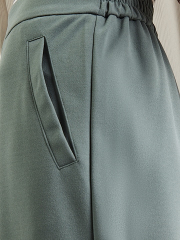ABOUT YOU Wide Leg Hose 'Tamina' in Grün