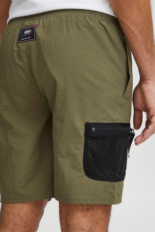 Regular Pantalon 'Peter' INDICODE JEANS en vert