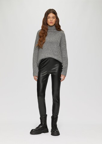 QS Skinny Leggings in Black: front