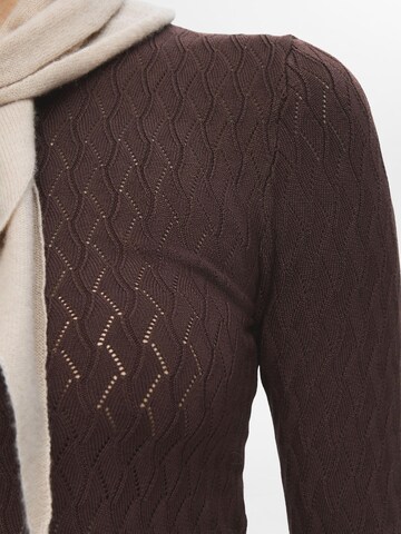 Pull-over SELECTED FEMME en marron