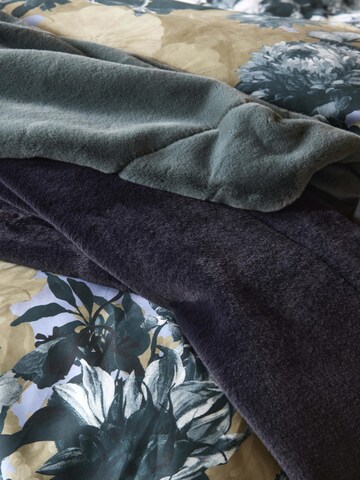 ESSENZA Blankets 'Furry' in Green