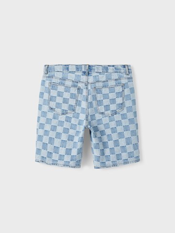 LMTD Regular Shorts 'CHEKIZZA' in Blau