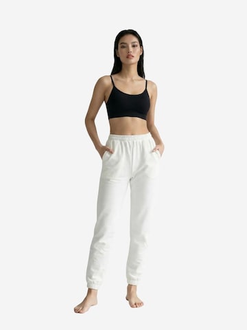 Tapered Pantaloni sportivi di My fashion in bianco