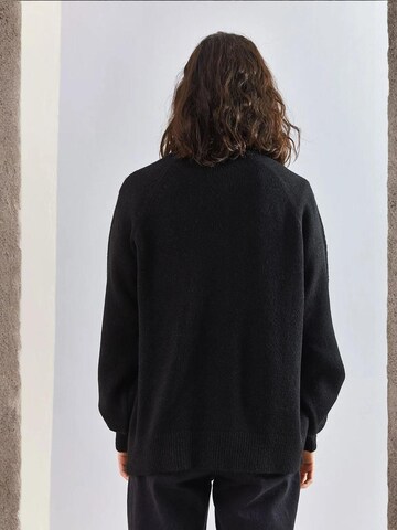 Pullover di Bianco Lucci in nero