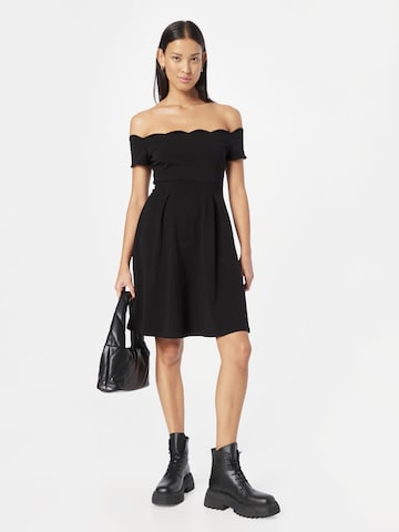 Rochie de cocktail 'Maria' de la ABOUT YOU pe negru