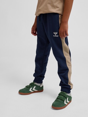 Hummel Tapered Broek 'Essen' in Blauw: voorkant