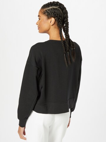 NIKE Athletic Sweatshirt in Black