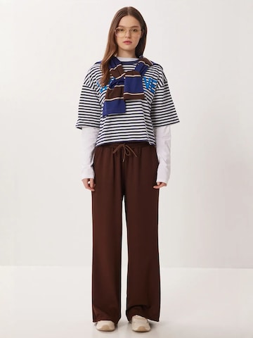 Wide leg Pantaloni sportivi di Happiness İstanbul in marrone