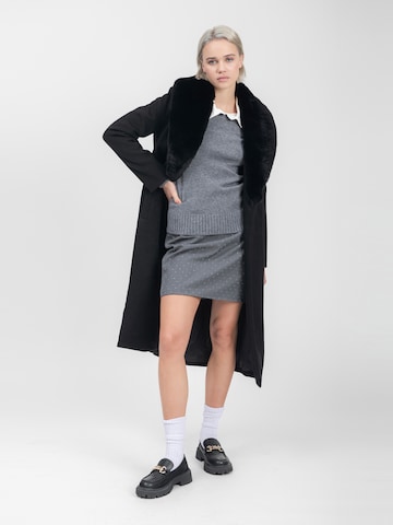 Influencer Sweater in Grey