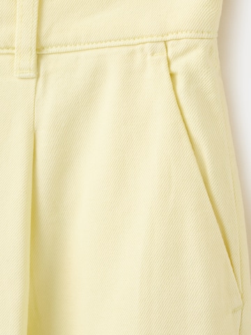 Regular Jean à pince 'MELA' MANGO en jaune