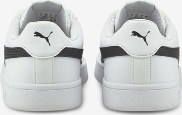 Baskets basses PUMA en blanc