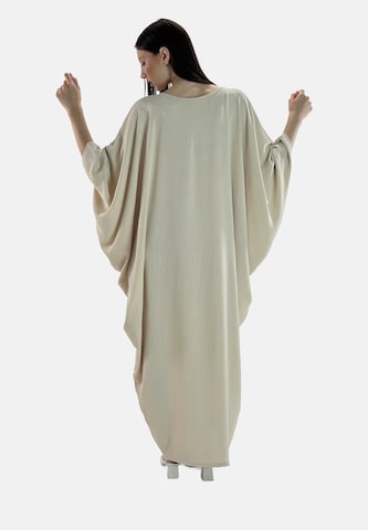 Elara Kleid in Beige