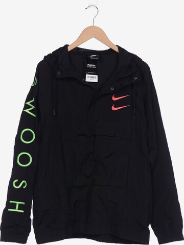 NIKE Jacke L in Schwarz: predná strana