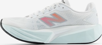 new balance Loopschoen 'FuelCell Rebel v5' in Wit: voorkant