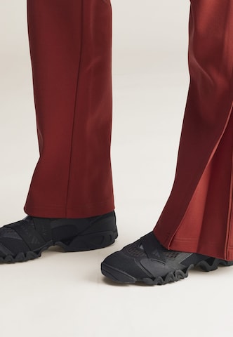 Regular Pantalon de sport ADIDAS BY STELLA MCCARTNEY en marron