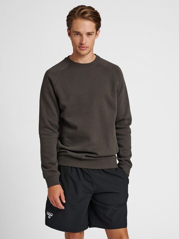 Sweat-shirt Hummel en marron : devant