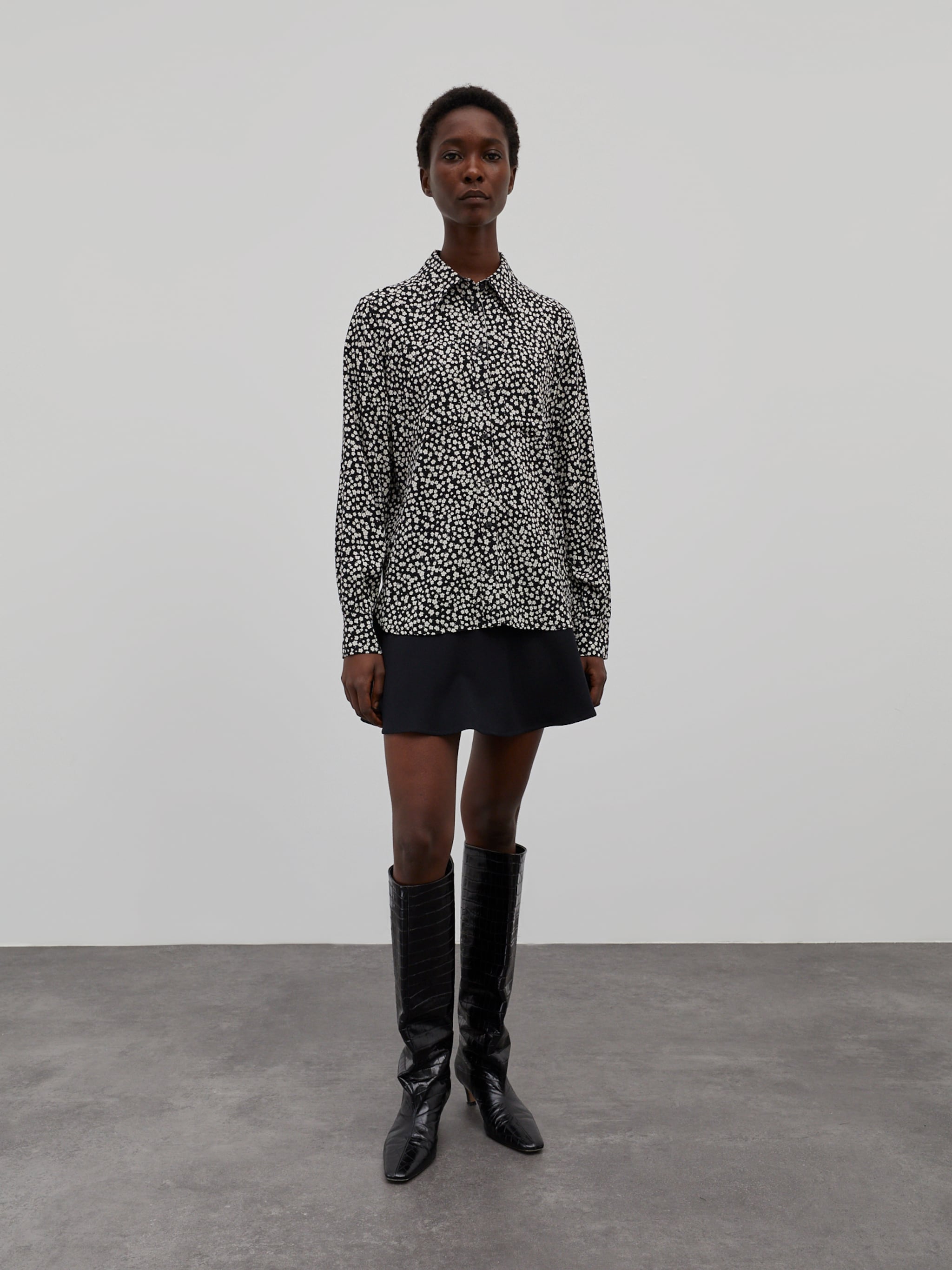 EDITED Producten Blouse 'Stephanie' Zwart