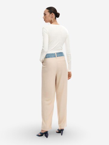 Bootcut Pantaloni 'PANT_ISIS 26SWPW28' di Desigual in beige